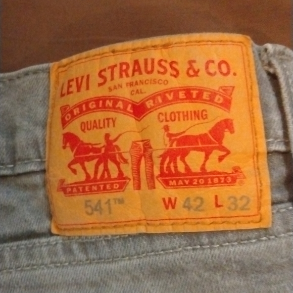 Gray 541 Levi's - Picture 5 of 7